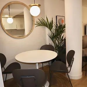 Merced10 1a Apartamento